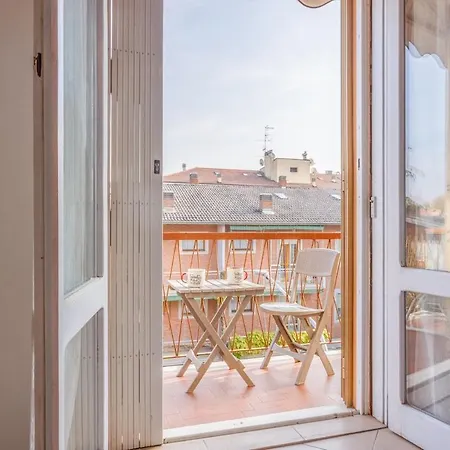 Romantic And Confortable Maison Parking & Wifi Free Apartment