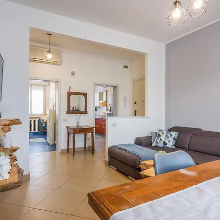 公寓 Romantic And Confortable Maison Parking & Wifi Free 摩德纳