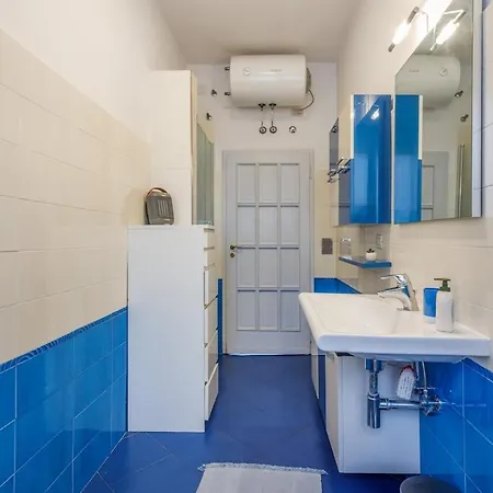 Romantic And Confortable Maison Parking & Wifi Free * مودينا