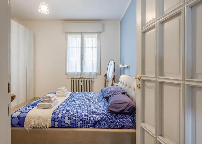 Apartment Romantic And Confortable Maison Parking & Wifi Free *