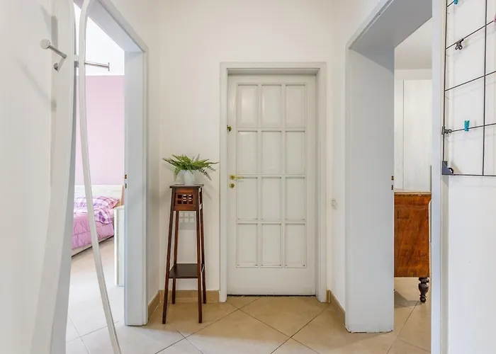 Romantic And Confortable Maison Parking & Wifi Free Apartment