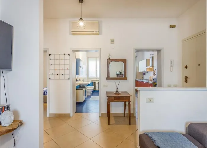 Romantic And Confortable Maison Parking & Wifi Free Apartment *